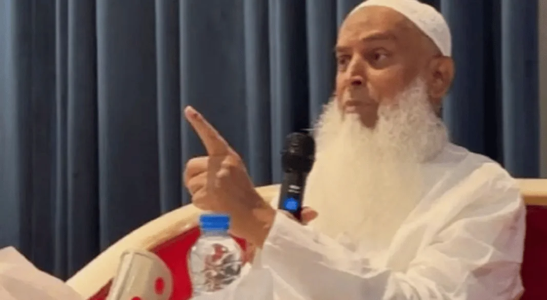 আমি জনগণের সেবক: ধর্মমন্ত্রী